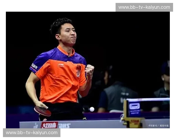 方博vs全宇宙：那个最敢说的“世界冠军”，如何在众神时代活成唯一的异类？